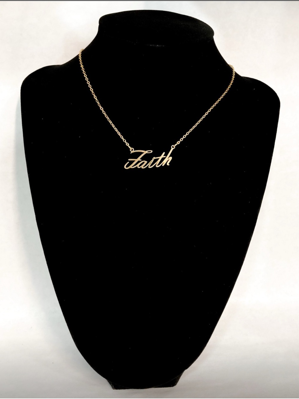 Faith Script Pendant Necklace - Gold